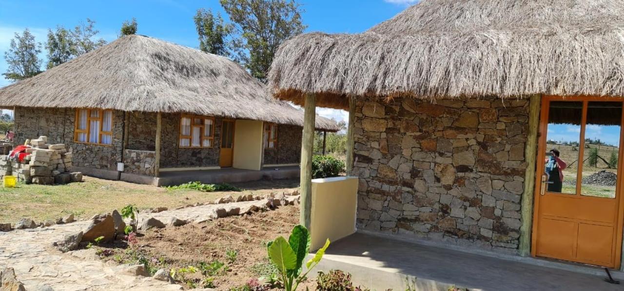 Le Tai Village Resort Near Solio Game Reserve Mweiga Exterior photo